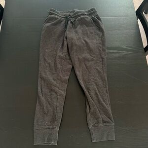 Dark gray sweatpants really good condition women’s size small.